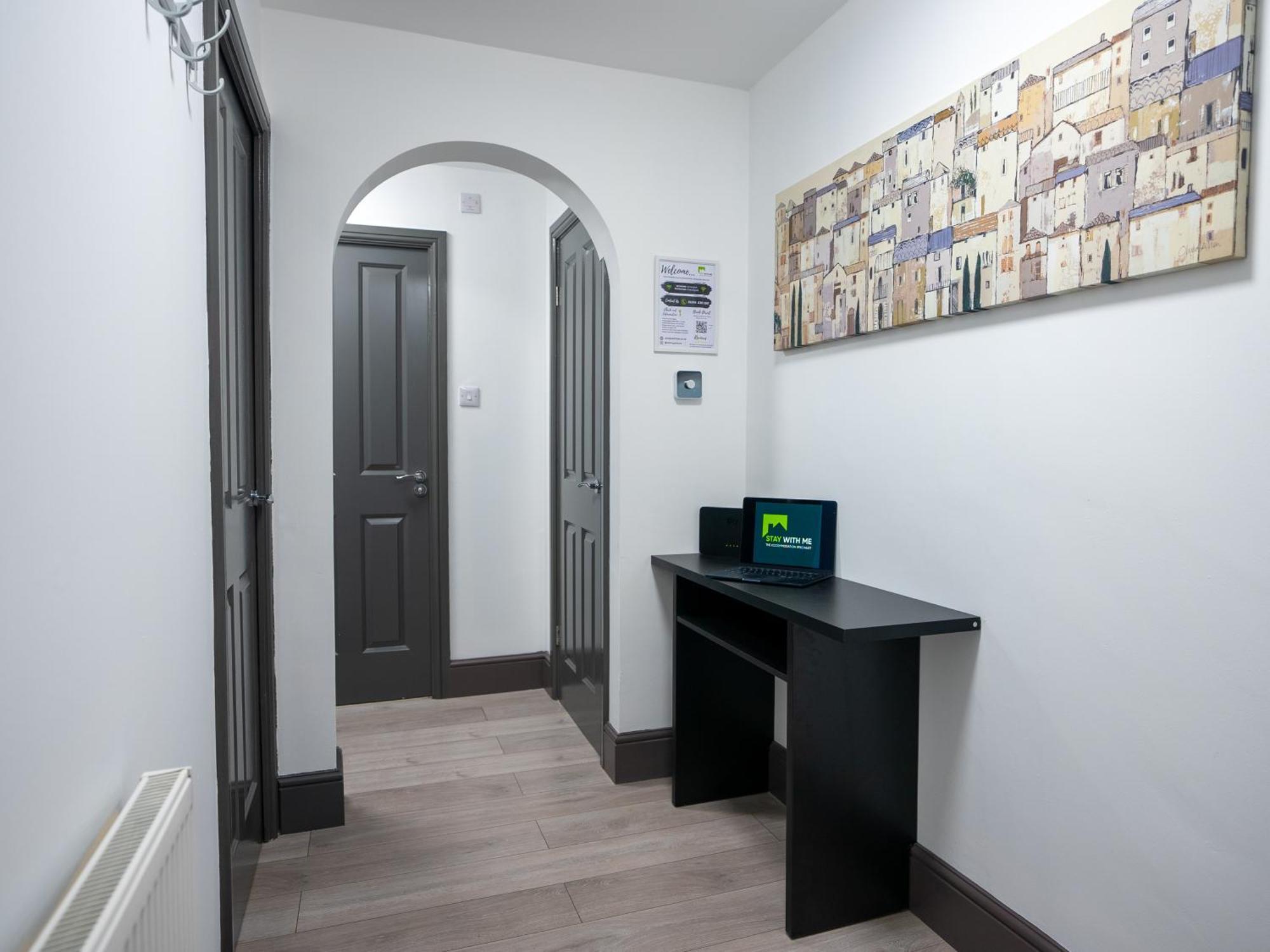 Apartment 1br Near Station Free Parking